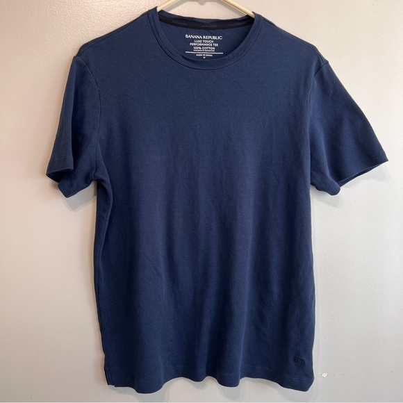 Banana Republic Other - Banana Republic Men's Luxe Touch Performance T-Shirt Navy Blue Medium EUC